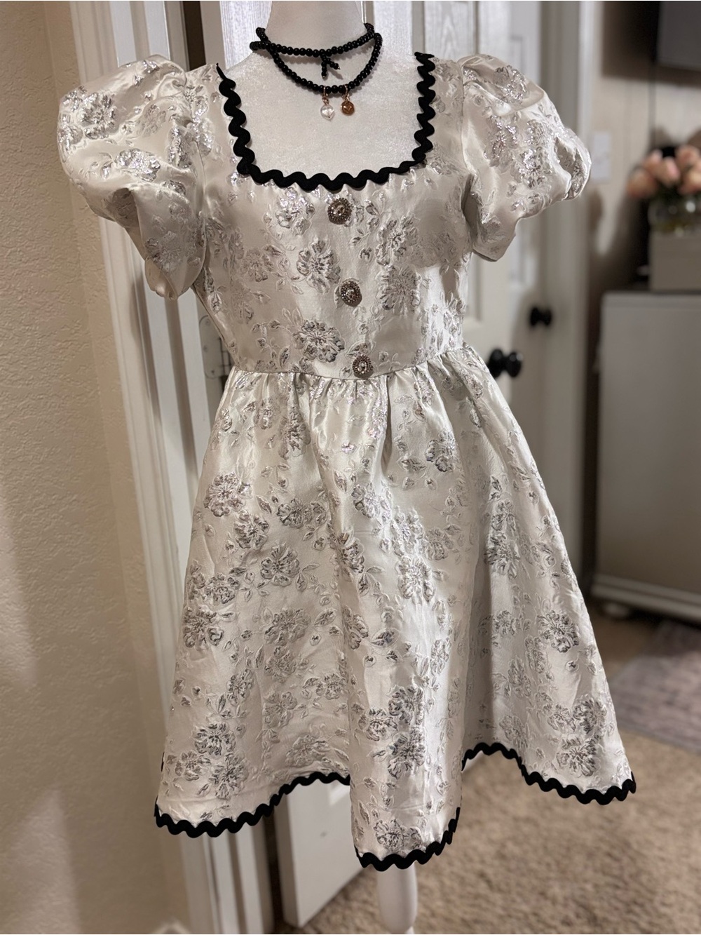 Urban OutfittersSister Jane White Floral Brocade Puff Sleeve Dress with Black